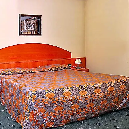 Hotel Ascot