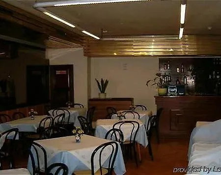 Ascot Hotell 2*