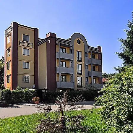 Hotell Ascot 2*