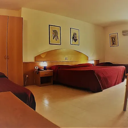 Ascot Hotel Cardano Al Campo