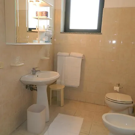 Ascot Hotel Cardano Al Campo