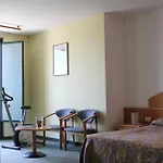 Ascot Hotel