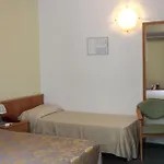 Ascot Hotel 2*