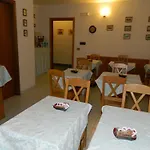 Hotel Ascot