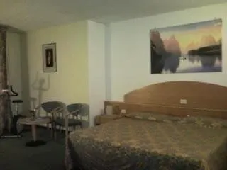 Ascot Otel